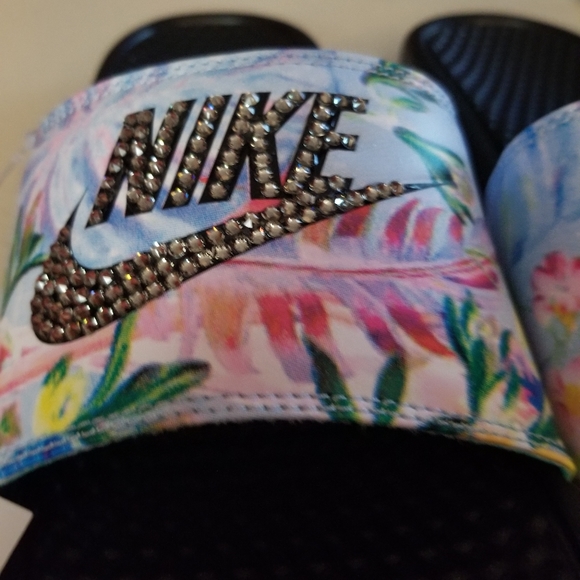 Nike Slides Benassi Bling Diamond Floral - Picture 2 of 7